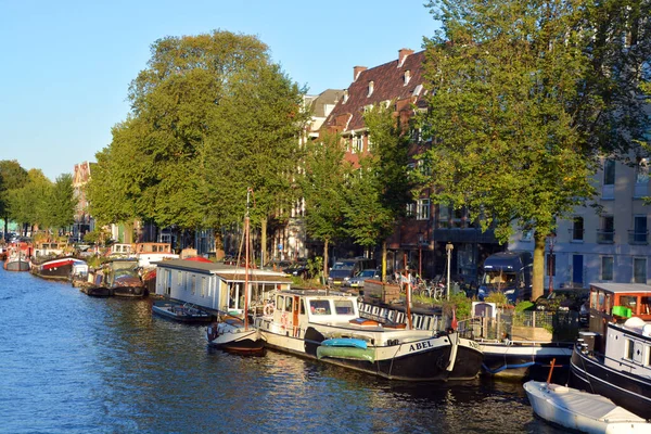 Amsterdam Nizozemsko Říjen 2015 Kanál Amsterdamu Byl Nazýván Benátkami Severu — Stock fotografie