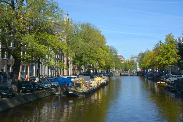 Amsterdam Netherlands Junho 2018 Canal Navegável Centro Cidade Amsterdã Originário — Fotografia de Stock