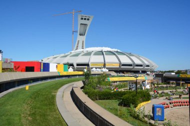 MONTREAL İbne Kanadalı 09 14 2016. Montreal Olimpiyat Stadyumu ve kulesi. Dünyanın en yüksek eğimli kulesi. Olimpiyat turu 175 metre uzunluğunda ve 45 derecelik açıyla yapılıyor.