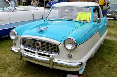 Granby QUEBEC CANADA 29 Temmuz 2013: Eski tarihi otomobil fuarı