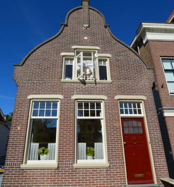 EDAM NETHERLAND 01 Ekim 2015: Hollanda 'nın kuzeybatı Hollanda eyaletinde yer alan bir şehirdir. Volendam ile birleşen Edam, Edam Volendam belediyesini oluşturur.. 