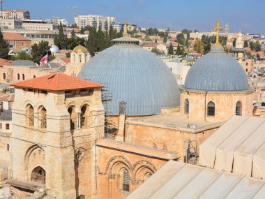 JERUSALEM 28 10: 16: Kutsal Mezar, Diriliş Kilisesi veya Ortodoks Hıristiyanların Anastasis Kilisesi, Eski Kudüs şehrinin bir kilisesidir.