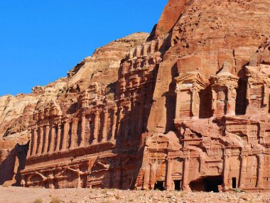 Ürdün 'deki eski terk edilmiş rock şehri Petra. Petra, Dünya 'nın Yedi Harikası' ndan biri..