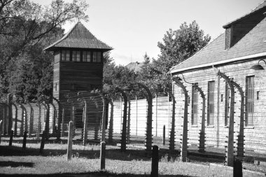 AUSCHWitz BIRKENAU POLAND 09 17: Auschwitz I toplama kampı, Polonya 'da Üçüncü Reich tarafından kurulan ve yönetilen bir Alman Nazi toplama kampı ve imha kampı ağı..