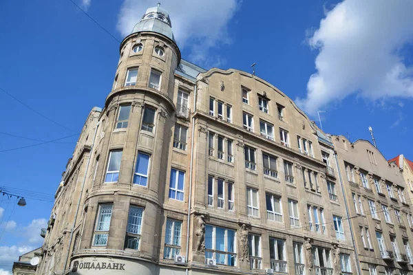 KIEV UKRAINE 09 04 17: Kiev 'in Art Nouveau' yu inşa etmesi uluslararası bir sanat, mimarlık ve uygulamalı sanattır..