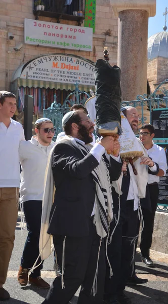 Jerusalem Israel Hombre Judío Celebra Simchat Torah Simchat Torah Una — Foto de Stock