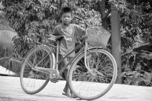 Phnom Phen Kambodscha März Unbekannte Straßenkinder Posieren März 2013 Phnom — Stockfoto