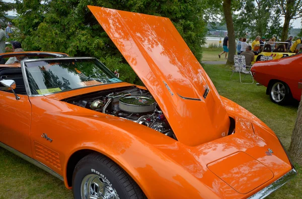 グラニー ケベック カナダ07 2013 第二世代のためのシボレーコルベット コルベットスティングレイとしても知られています 1963 1967年モデル年のためにシボレーによって生産されたスポーツカーです — ストック写真