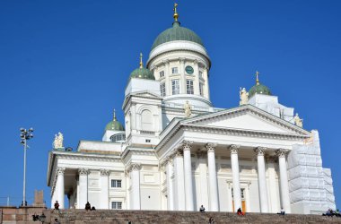 Helsinki Finlandiya 09: 25 2015: Helsinki Katedrali, Helsinki Piskoposluğu 'nun Evanjelik Lüteriyen katedralidir. Helsinki şehrinin kendine özgü simgesi, uzun, yeşil kubbesidir.