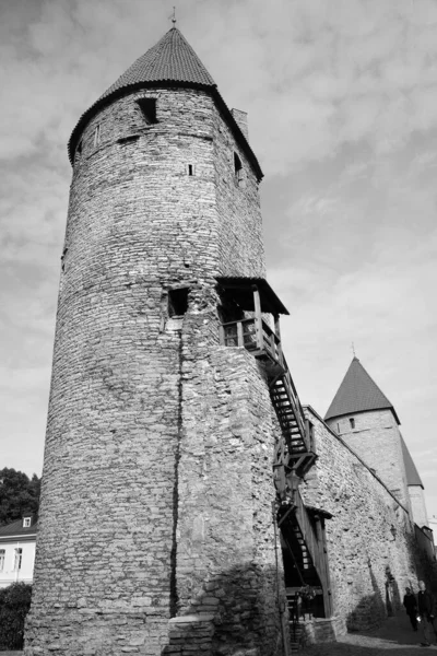 Tallinn Estonia Septiembre 2015 Torre Del Castillo Toompea Domberg Cerro —  Fotos de Stock