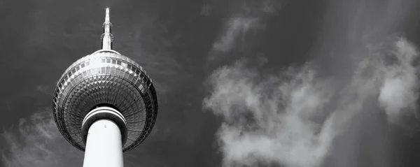 Berlino Germania Fernsehturm Torre Della Televisione Situato Alexanderplatz Torre Costruita — Foto Stock