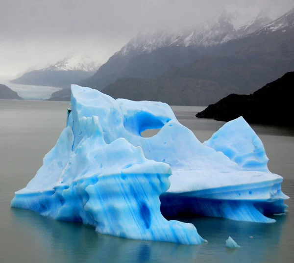 Iceberg Torres Del Paine Chili 세계에서 공원일 것이다 들쭉날쭉 들쭉날쭉 — 스톡 사진