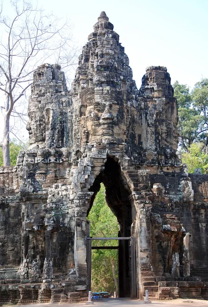 Bayon 캄보디아 앙코르에 크메르 사원이다 후반이나 세기초에 마하야 불교의 바르만 — 스톡 사진