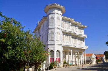 tel-aviv şehrindeki eski bina.