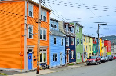 Saint John 's Newfoundland ve Labrador 12 Haziran: Renkli evler sırası 12 Haziran 2014' te Saint John 's Newfoundland ve Labrador.