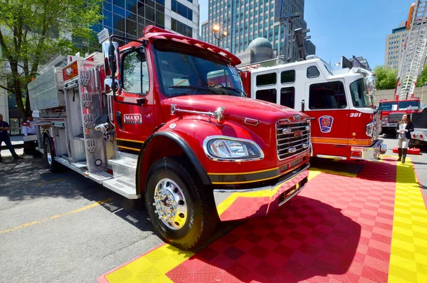 Montreal Canada May Fire Engine May 2014 Montreal Canada Service — Foto de Stock