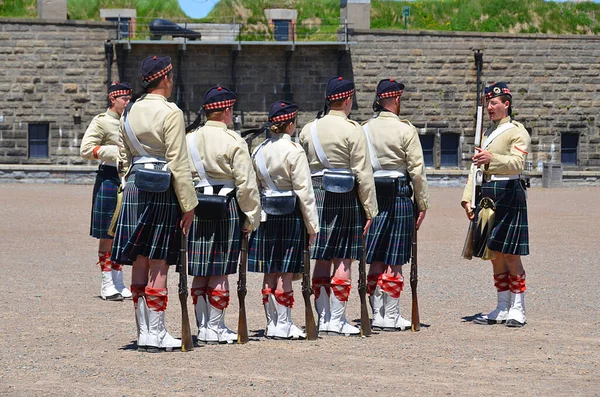 Halifax Nova Scotia Junio Soldado Canadiense Citadel Hill Fort George —  Fotos de Stock