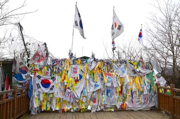 Paju Sydkorea April Bönband Knutna Till Stängslet Kvar Besökare Som — Stockfoto