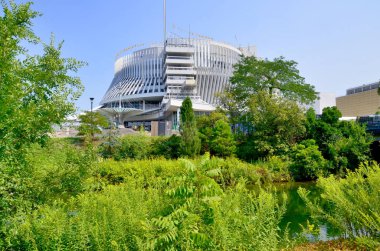 Montreal de Montreal Kumarhanesi Montreal, Quebec 'teki Notre-Dame' da yer almaktadır. Kanada 'nın en büyük kumarhanesi ve 25 Ağustos 2013' te dünyanın en büyük kumarhanelerinden biridir.