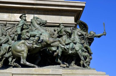 SOFIA BULGARIA 19 EPTEMBER: Çar Kurtarıcı Anıtı, 19 Eylül 2013 tarihinde Bulgaristan 'ın başkenti Sofya' da yapılan bir binicilik anıtıdır..