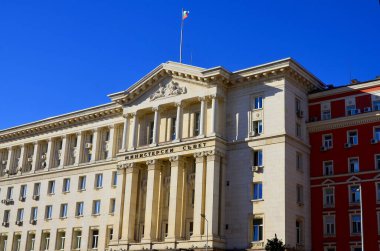 SOFIA BULGARIA 14 EPTEMBER: Largo, Sofya şehir merkezinde birçok ulusal kurumun genel merkezini kapsayan bir mimari komplekstir. 14 Eylül 2013 'te Sofya Bulgaristan' da