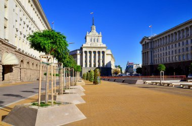 SOFIA BULGARIA 14 EPTEMBER: Largo, Sofya şehir merkezinde birçok ulusal kurumun genel merkezini kapsayan bir mimari komplekstir. 14 Eylül 2013 'te Sofya Bulgaristan' da