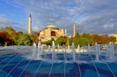 İSTANBUL SEPT. 30 Eylül 2013 'te İstanbul, Türkiye' de Ayasofya 'da. Ayasofya eski bir Ortodoks ataerkil bazilikası, sonra cami, şimdi de müze.