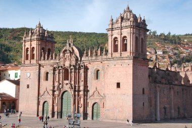 CUSCO PERU-NOV. 25 Kasım 2008 'de Cusco Peru Binası' nda Santo Domingo Katedrali inşaatın başlamasından yaklaşık yüz yıl sonra, 1654 'te tamamlandı..