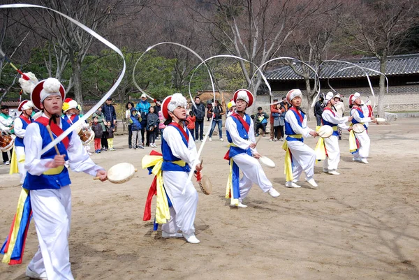 Seoul Korea April Sangmo Dancers Korean Folk Dance Show April — ストック写真