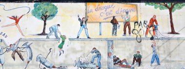 Montreal CANADA MARCH 01: 01 Mart 2014 'te Montreal Kanada' da sokak sanat müptelası. Montreal. Arka sokaklarda ve terk edilmiş alanlarda temiz hava ve sokak sanatı aramak için mükemmel bir yer.. 