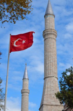 İstanbul 'da Türk bayrağı, hindi
