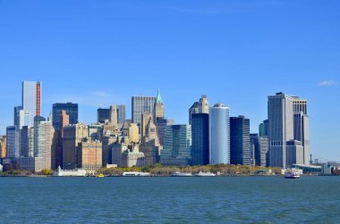 NEW YORK - 24 Ekim 2013 'te New York' ta Manhattan 'ın aşağısı, Manhattan Adası' nın en güneyinde, New York 'un ana ticaret ve hükümet merkezi konumundadır.