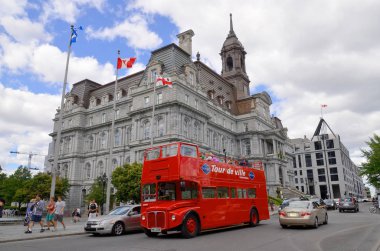 Montreal 'in belediye binası, Kanada' da 10 Ağustos 2013 tarihinde Montreal Kanada 'da İkinci İmparatorluk tarzının en iyi örneklerinden biridir.