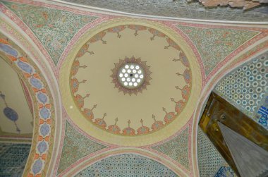 ISTANBUL TURKEY 29 Eylül 2013: İstanbul 'da 29 Eylül 2013' te Topkapı Sarayı 'nda güzel bir dekorasyon. Topkap mı? Saray Osmanlı Sultanlarının birincil ikametgahıydı.