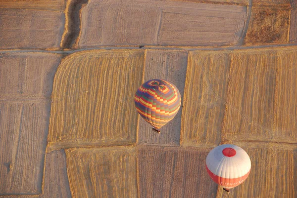 Goreme Turquia Outubro Balão Quente Sobrevoa Capadócia Conhecido Todo Mundo — Fotografia de Stock