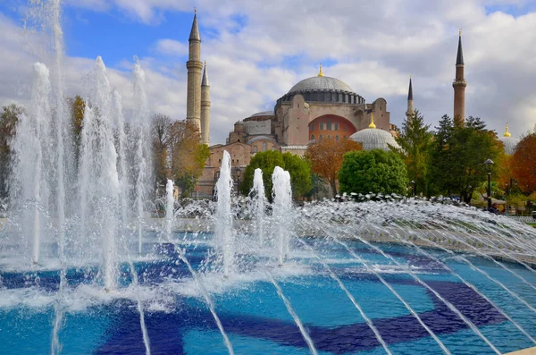 Fountain Mosque Istanbul — Stock Photo, Image