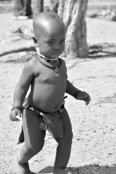 Khorixas Namibië Oktober 2014 Ongeïdentificeerd Kind Himba Stam Himba Zijn — Stockfoto