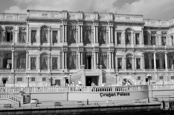 Estambul Turquía Oct Ciragan Palaceon Antiguo Palacio Otomano Ahora Hotel — Foto de Stock
