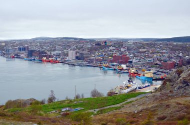 Saint John 's Newfoundland, 12 Haziran 2014' te Saint John 's Newfoundland' da 1921 'de bir şehir olarak kurulmuş ancak 12 Haziran 2014' te Saint John 's Newfoundland' daki en eski İngiliz şehri olarak kabul edilmiştir.