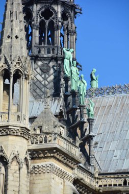 Paris, Fransa - 19 Ekim - Paris 'in Notre Dame katedrali 19 Ekim 2014 tarihinde Paris' in en ünlü simgelerinden biri olan Fransa 'nın detayları. 2013 'te katedral 850' nci yılını kutladı..