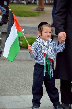 MONTREAL CANADA AUGUST 21:Unidentified people form jewish Hasidic Orthodox Judaism, participating in a rally to condemn the Israel occupation an bombing on Gaza On 08 21 2014 in Montreal Quebec Canada
