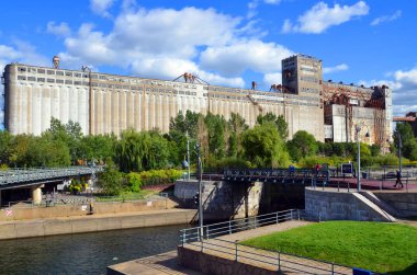 Montreal Canada 14 Haziran, Silo No. 5, Montreal Limanı 'nı 14 Haziran 2011' de Montreal Quebec, Kanada 'da değiştiren altyapı programının bir parçası olarak 1903 ve 1906 yılları arasında inşa edildi..