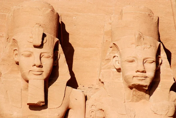 Templos Abu Simbel São Dois Templos Rochosos Maciços Abu Simbel — Fotografia de Stock