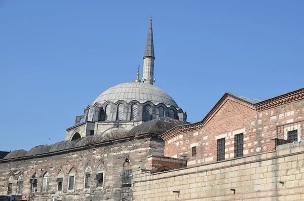 イスタンブール ターケット10月3日 スレイマン モスク トルコ語 Suleymaniye Camii Suleiman Mosque トルコのイスタンブールにある壮大な16世紀のモスクである — ストック写真