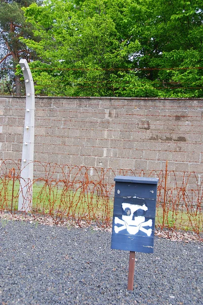 Sachsenhausen Oranienburg Germany Barbed Fence Sachsenhausen Nazi Camp 200 000 — ストック写真