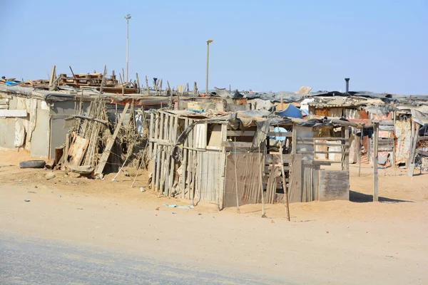 Swakopmund Namibia 2014年10月9日2014年10月9日 Swakopmundのモンデサ スラムにある家 ナミビアでは約27 の世帯が貧困層に分類されている — ストック写真