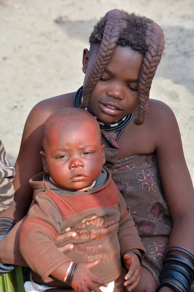 Khorixas Namibia Ottobre 2014 Bambini Non Identificati Della Tribù Himba — Foto Stock