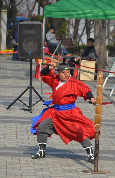 Seoul Korea Abril Ssaurabi Coreano Durante Exposição Tradicional Abril 2013 — Fotografia de Stock