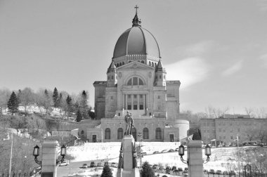 Saint Joseph 's Oratory of Mount Royal (Fransızca: Oratoire Saint-Joseph du Mont-Royal) Kanada' nın Quebec eyaletinin Montreal kentindeki Royal Dağı 'nın batı yamacında yer alan Roma Katolik bazilikası..