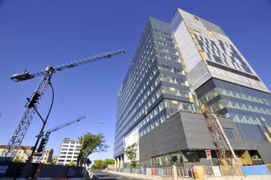 Montreal Universite de Montreal (CHUM), ya da Universite de Montreal 's Hospital Center, Montreal, Kanada' da 16 Eylül 2012 'de yapım aşamasında.